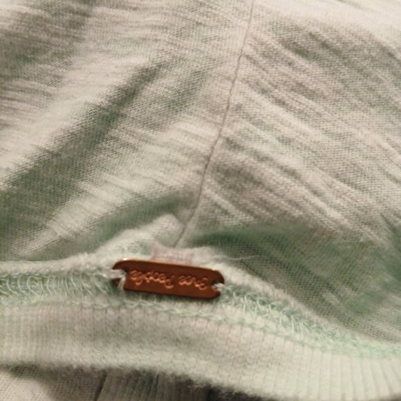 FREE PEOPLE Shell Lace Henley T-shirt Top XS Blue Scoop neck blouse Boho Long Sl - Picture 9 of 9